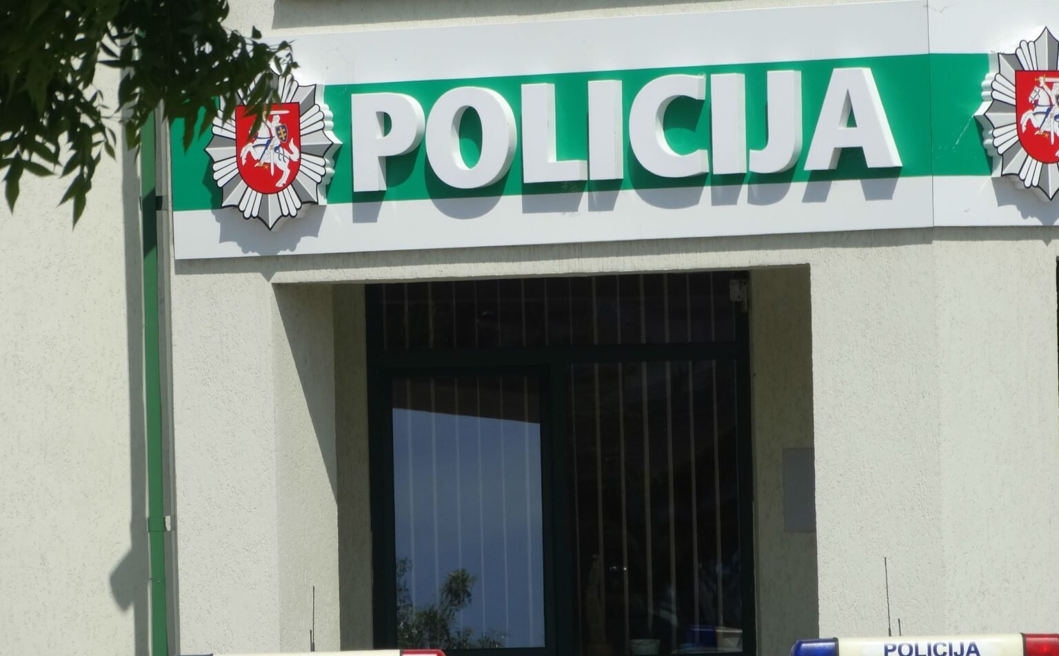 pol_16