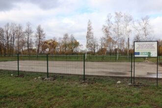 mergalaukio_sporto_aikstele_bus_pritaikyta_laisvalaikiui_bei_sveikatinimui