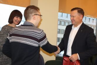 ankstesniu_metu_paramos_studentams_iteikimo_akimir_ka