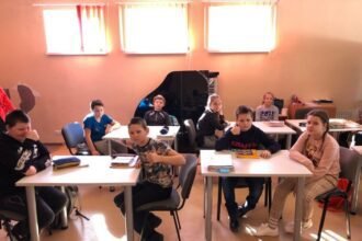 visi_pivasiunu_gimnazijos_pradinukai_ir_priesmokyklinukai_grizo_i_klases