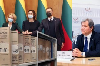 jakubauskas-liberalai-konservatoriai-genocido-centras-alask-lt-j-vaiskuno-koliazas-scaled