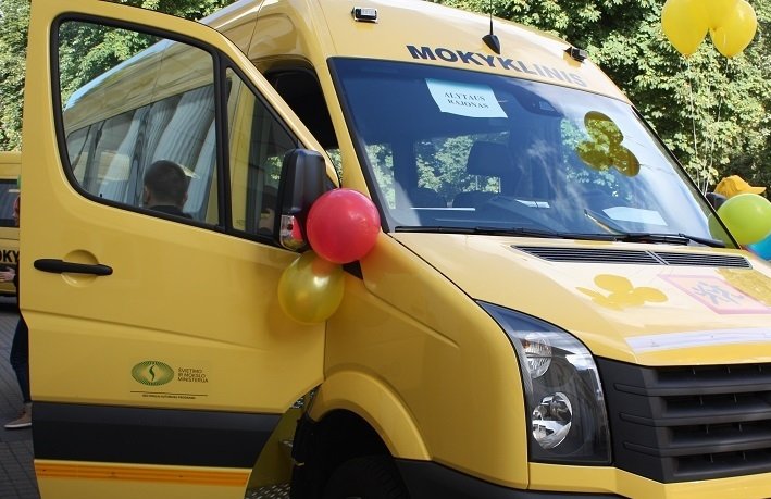 mokyklinis_autobusas