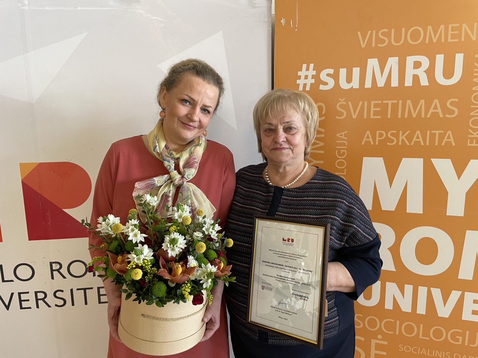 kaireje_vicemere_dalia_kitaviciene_desineje_m_onika_razanauskiene