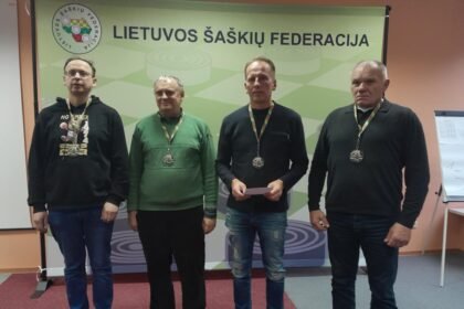 is_kaires_dainius_bukleris_pranas_vitkauskas_jonas_danilevicius_ir_klubo_prezidentas_kestutis_cikanas