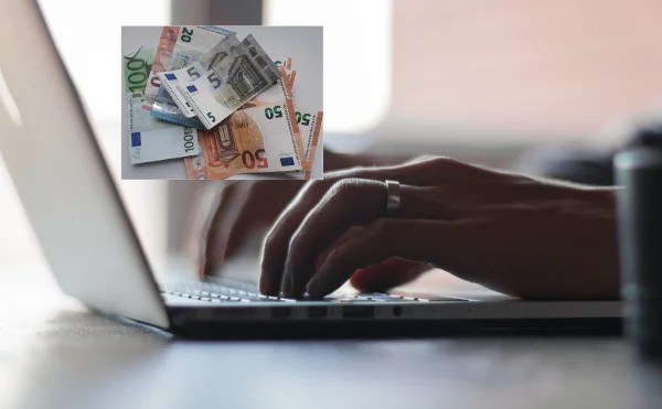 kompiuteris, pinigai
