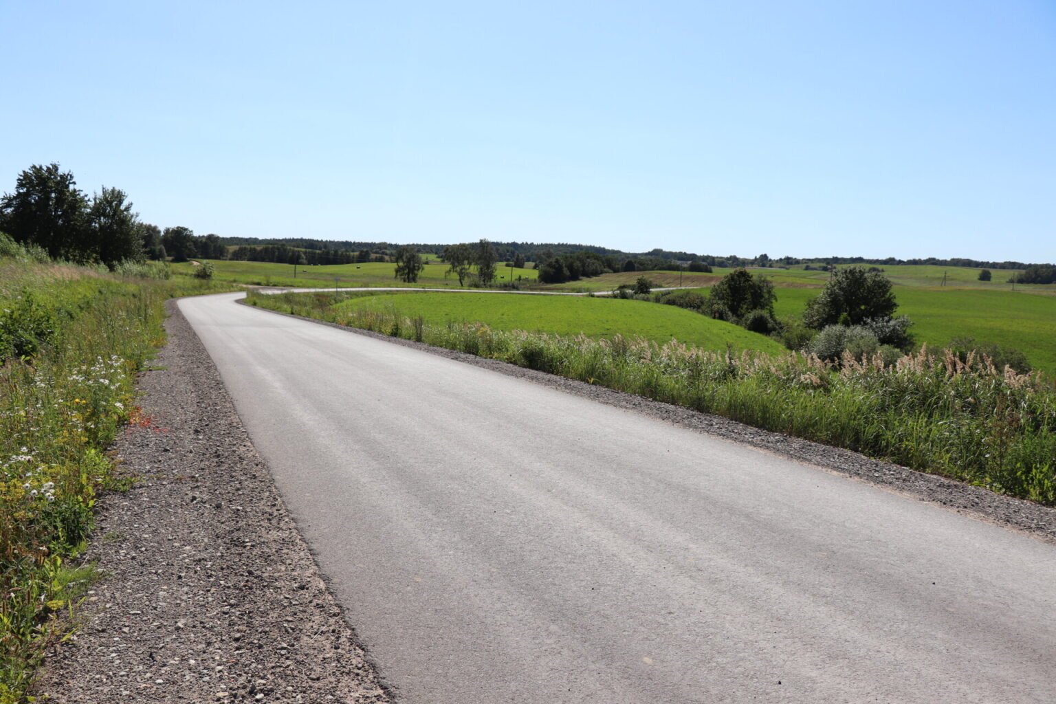 išasfaltuoti keliai