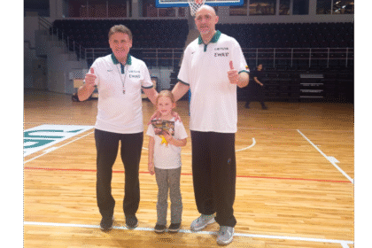 Alytaus sporto centre lankėsi krepšinio legendos – Valdemaras Chomičius ir Virginijus Praškevičius