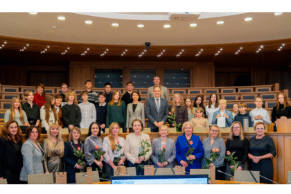 kurių profesionalumas, atkaklus darbas ir talentas pelnė aukščiausius įvertinimus.