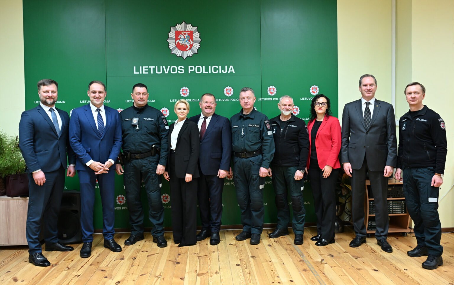 Pasveikinti naujai paskirti policijos vadovai