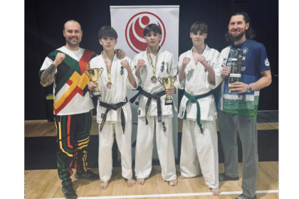 Alytaus karatė klubas „Mohikanas“ džiaugiasi puikiais auklėtinių pasiekimais Lietuvos kiokušin karatė suaugusiųjų ir jaunių (iki 18 m.) čempionate.